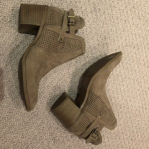 Qupid beige booties- size 7.5